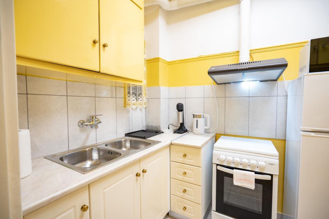 Ampelokipi Metro St. 2 Bedrooms 6 Pers. Apartment Atene Esterno foto