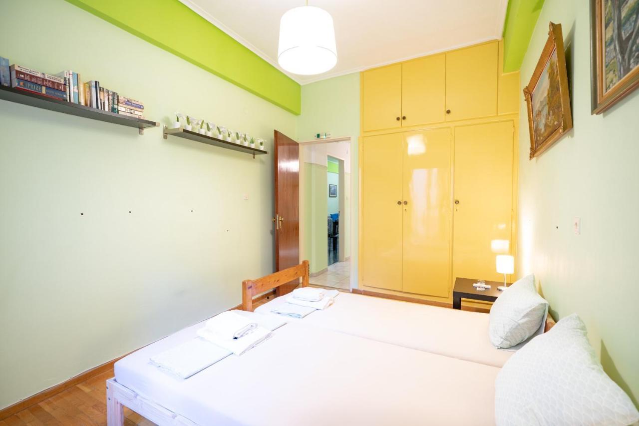 Ampelokipi Metro St. 2 Bedrooms 6 Pers. Apartment Atene Esterno foto