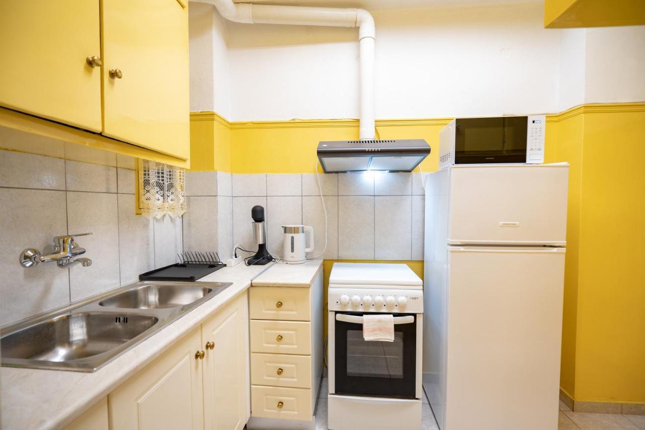Ampelokipi Metro St. 2 Bedrooms 6 Pers. Apartment Atene Esterno foto